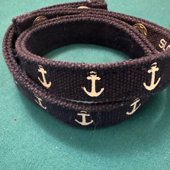 Navy Blue Anchor Patterned Bracelet - Picture 2 of 4